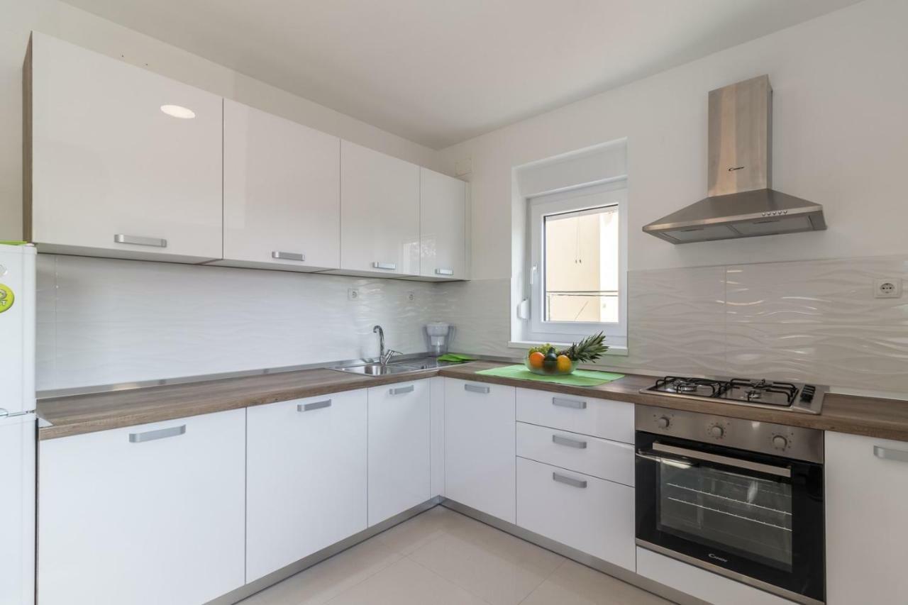 Apartments Mira Pula Zewnętrze zdjęcie