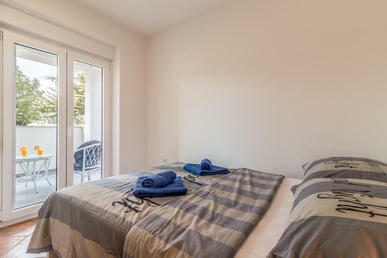 Apartments Mira Pula Zewnętrze zdjęcie