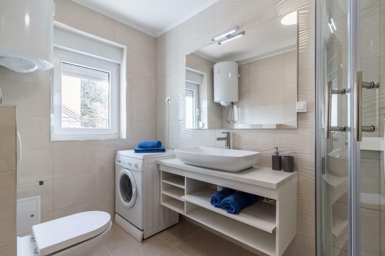 Apartments Mira Pula Zewnętrze zdjęcie