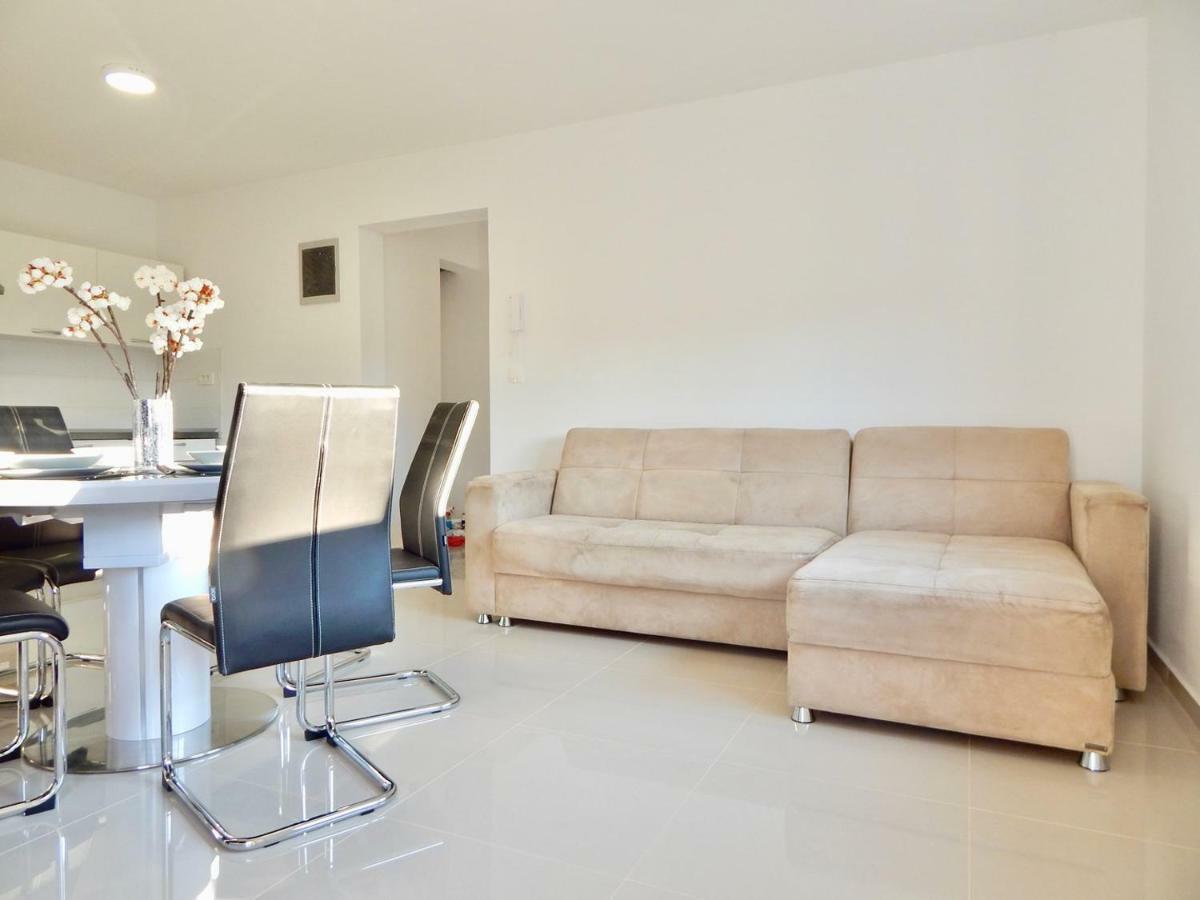 Apartments Mira Pula Zewnętrze zdjęcie