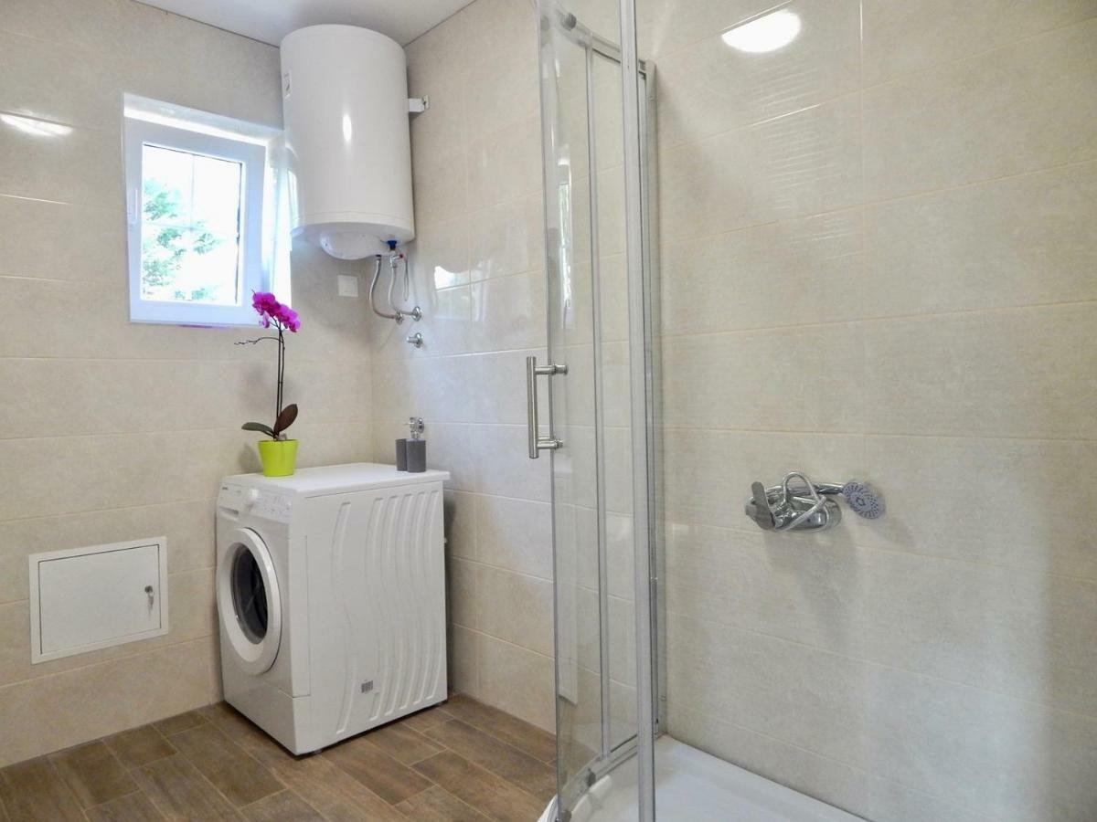 Apartments Mira Pula Zewnętrze zdjęcie