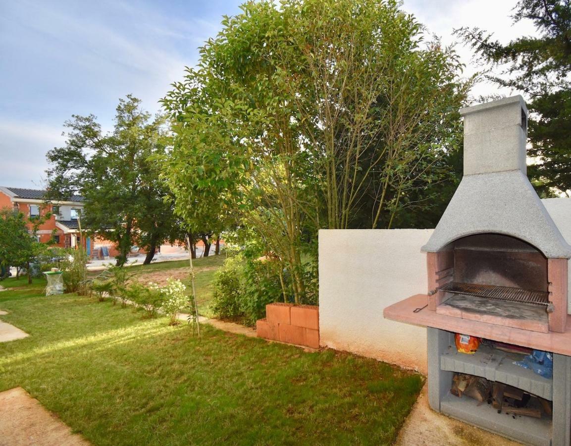 Apartments Mira Pula Zewnętrze zdjęcie