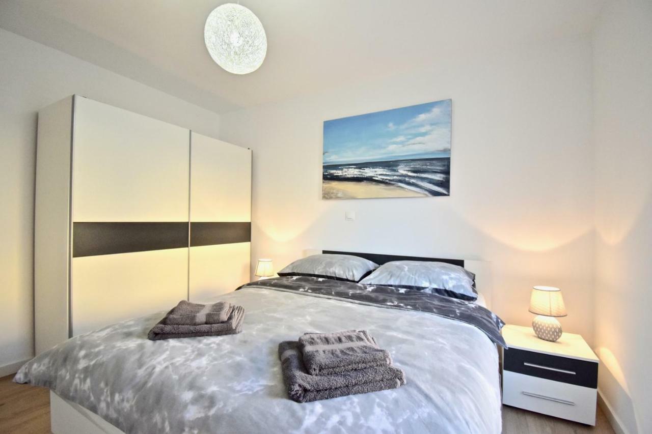 Apartments Mira Pula Zewnętrze zdjęcie